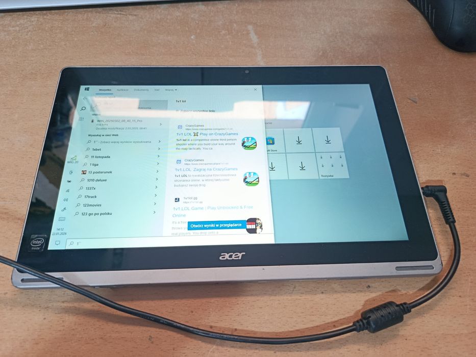 Laptop i tablet - 2 w 1 - stan idealny + Windows
