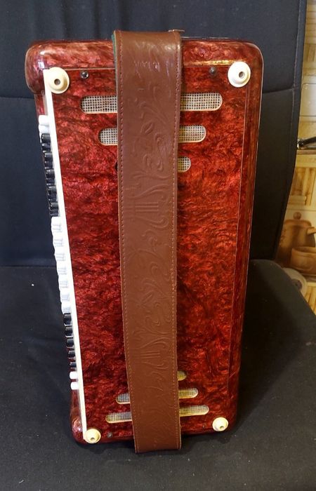 Баян Тембр продам