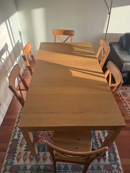 Mesa de jantar com 6 cadeiras Ikea