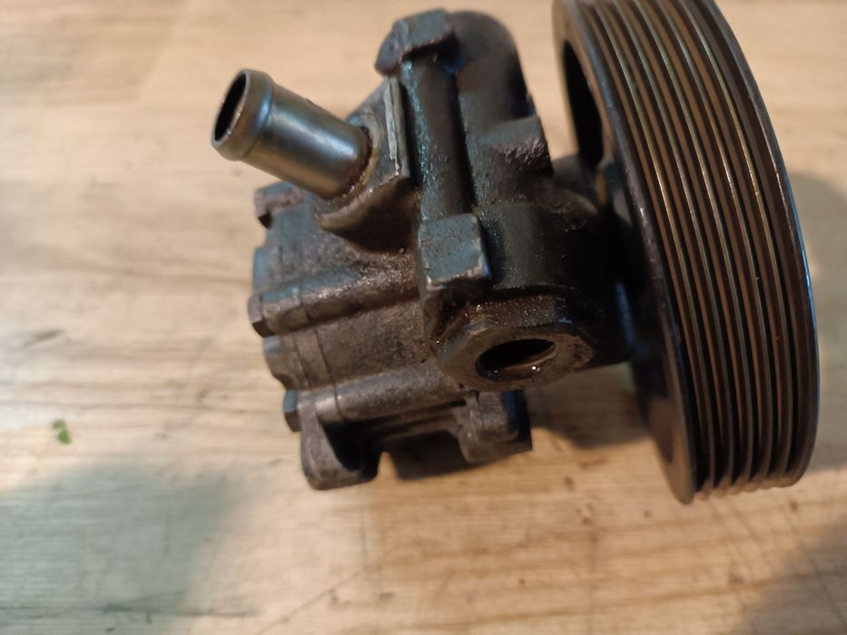 BOMBA DE DIRECÇÃO / DIREÇÃO ASSISTIDA PEUGEOT 306 / CITROEN ZX /