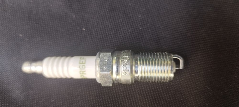 Продам свічки запалювання NGK BPR6EF