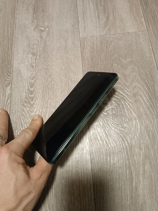 Телефон Tecno Spark 20 Pro 8/256GB