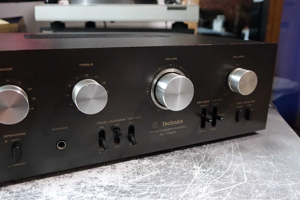 Wzmacniacz stereo TECHNICS SU 7100k-VINTAGE