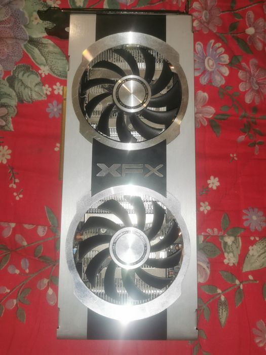 Відео карта радеон