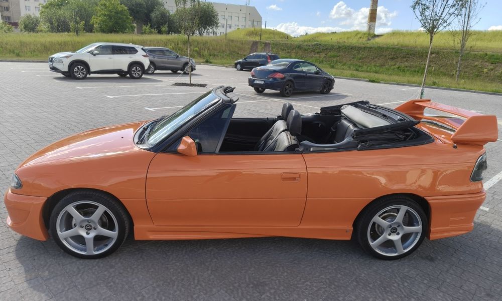 Opel Astra F кабріолет