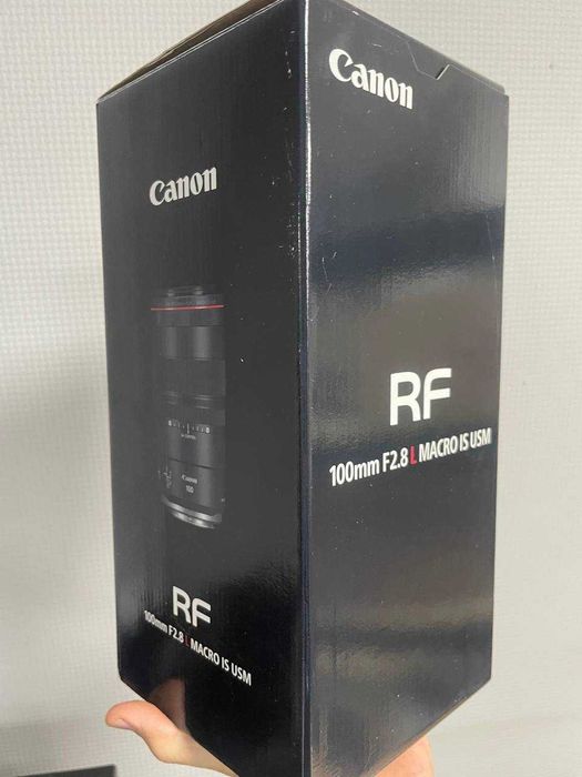 Довгофокусний об'єктив Canon RF 100mm f/2.8L Macro IS USM Black (4514C005)