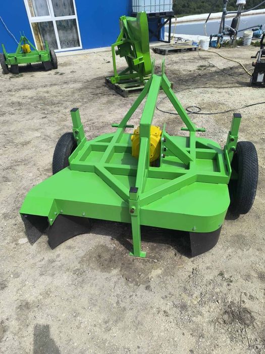 Косілка для полуниці