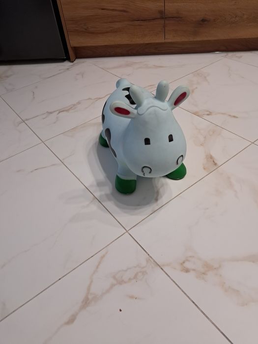 Корова -пригунець