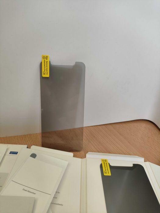 Zestaw 2x Szkło Hartowane Syncwire do iPhone XR / 11 + ramka montażowa