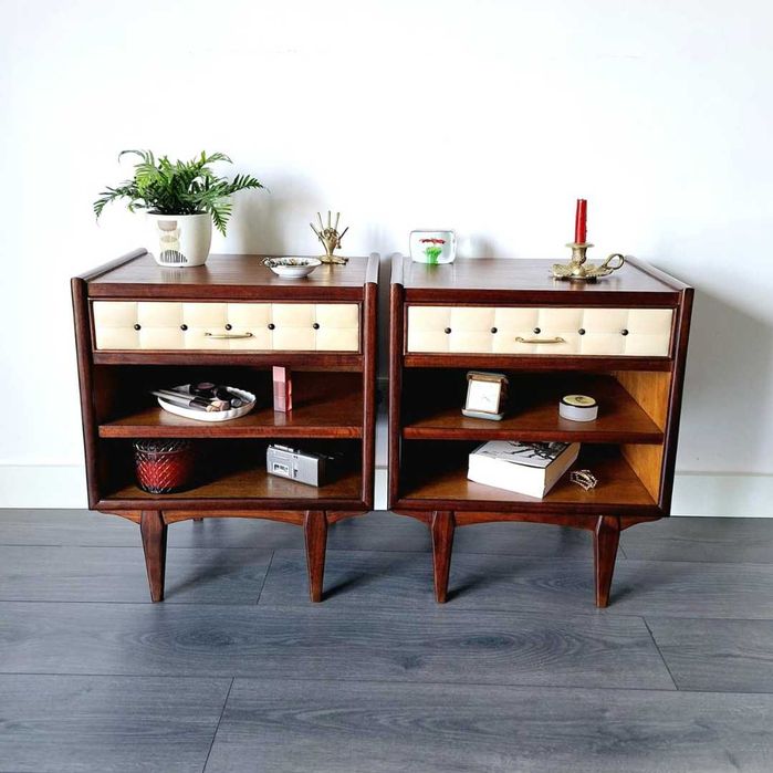 PAR DE MESAS DE CABECEIRA VINTAGE (Anos 50/60) - Bedside tables