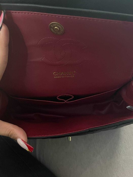 torebka damska na łańcuszku