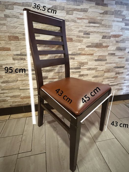 Cadeiras de Madeira Almofadadas