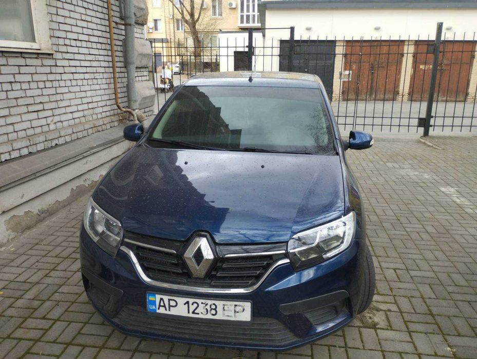 Продам автомобиль Renault  Логан 2