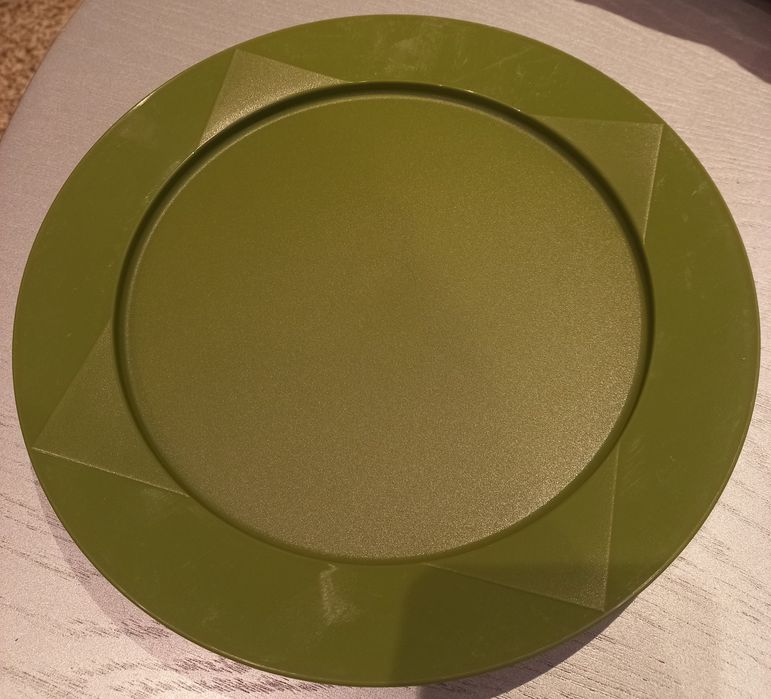 Prato para bolos tupperware