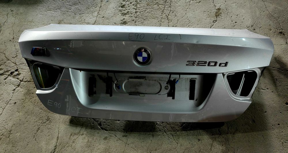 Tampa da mala BMW E90 serie 3 lci