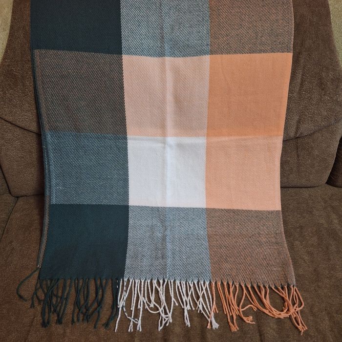 Палантин жіночий