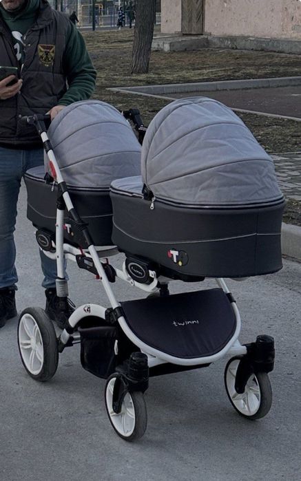 Коляска BabyActive Twinni  2 в 1