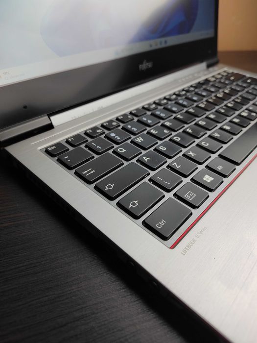 DOTYKOWY LAPTOP | Fujitsu U745 | i5-5GEN | 12GB RAM | 4G LTE | Win11