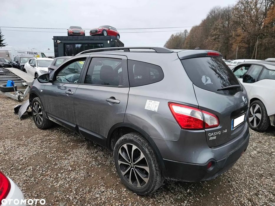 Nissan Qashqai+2