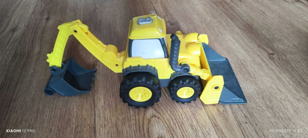 Camiões de criança, muito giros, varias posições