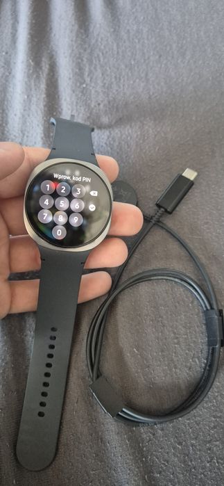 Smartwatch galaxy 8 44mm BT  plus ladowarka