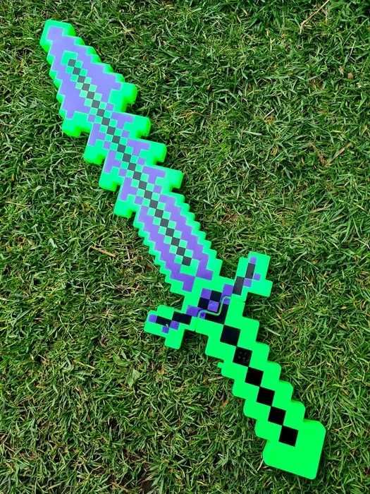 Nowy super miecz w stylu Minecraft zielony - zabawki