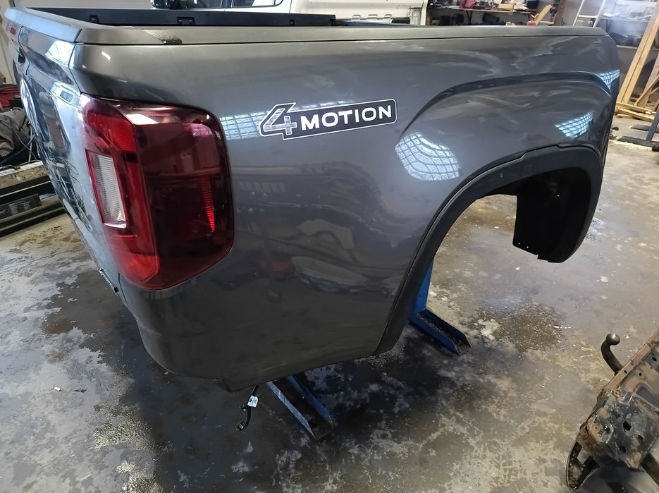 Amarok paka skrzynia zabudowa