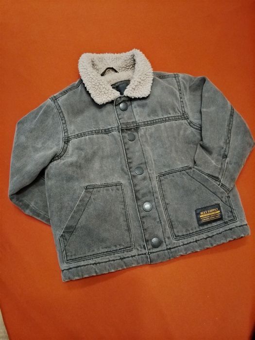Продам утеплену джинсову курточку фірми Next 3-4роки 104