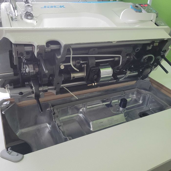 maszyna do szycia stebnówka JACK A2B
