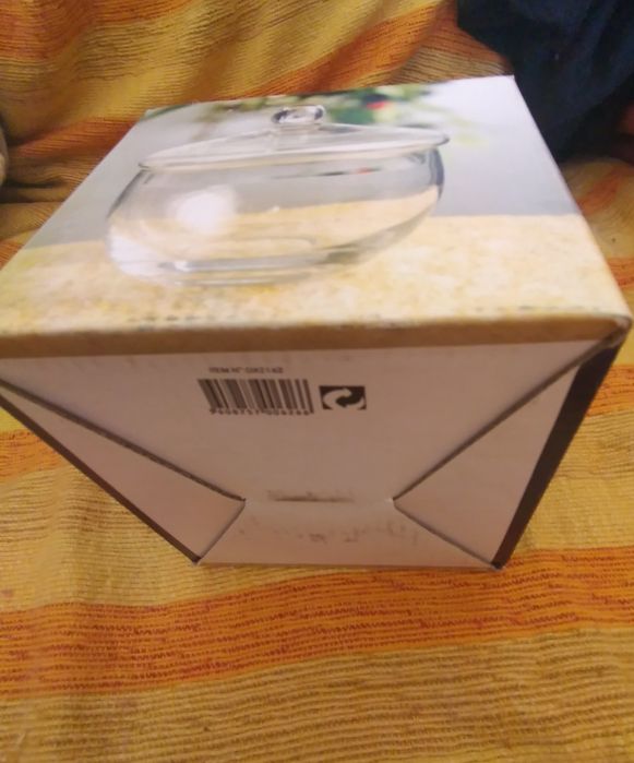 Bomboneira de vidro nova