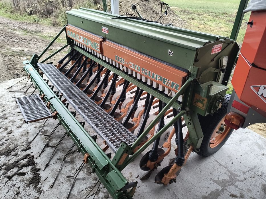 Siewnik zbożowy Amazone D8-30 talerzowy znaczniki ścieżki 25 redlic