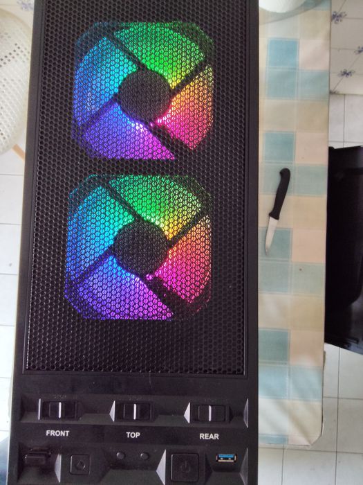 Computador para trabalho ou gaming ATX dark silent nova, i7 7700;3,5,