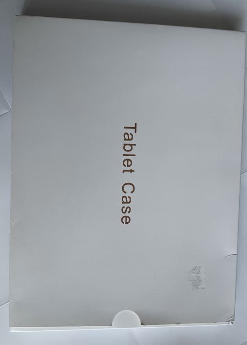 niebieskie etui na iPada