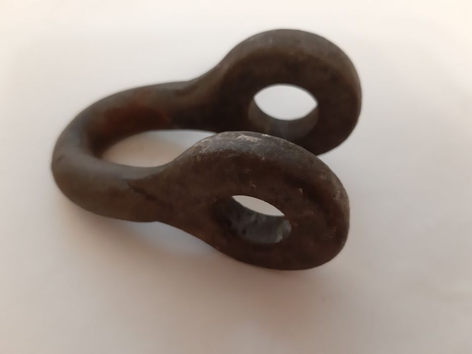 Продам Металлическую Скобу