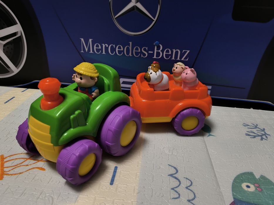 Інтерактивний музичний трактор з причепом