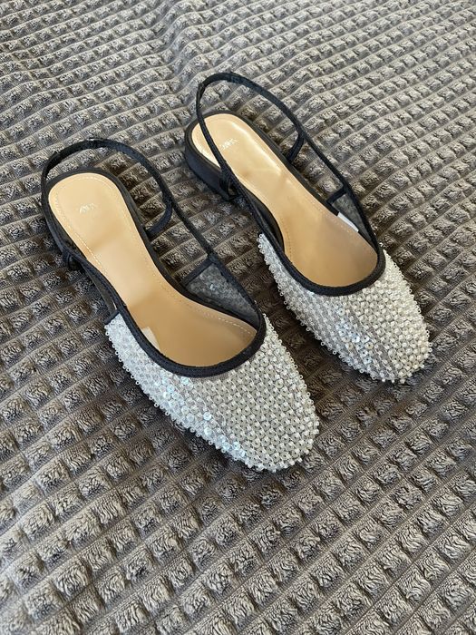 Zara балетки, босоніжки