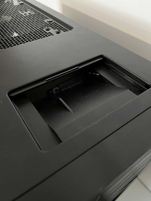 Caixa Corsair Obsidian 650D