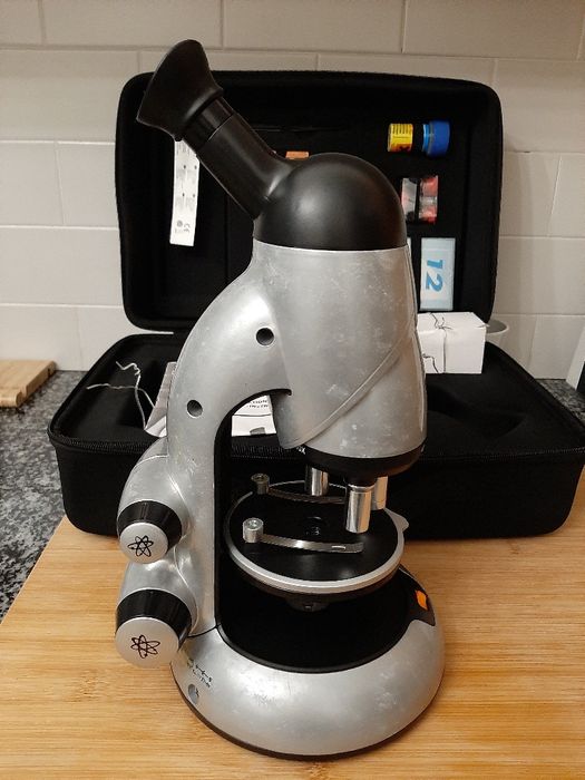 Kit microscópio de estudante EduScience