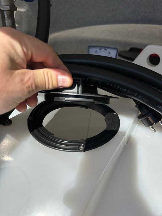 Zbiornik Dwupłaszczowy 1500 AdBlue NOXY SWIMER od ręki  dostawa