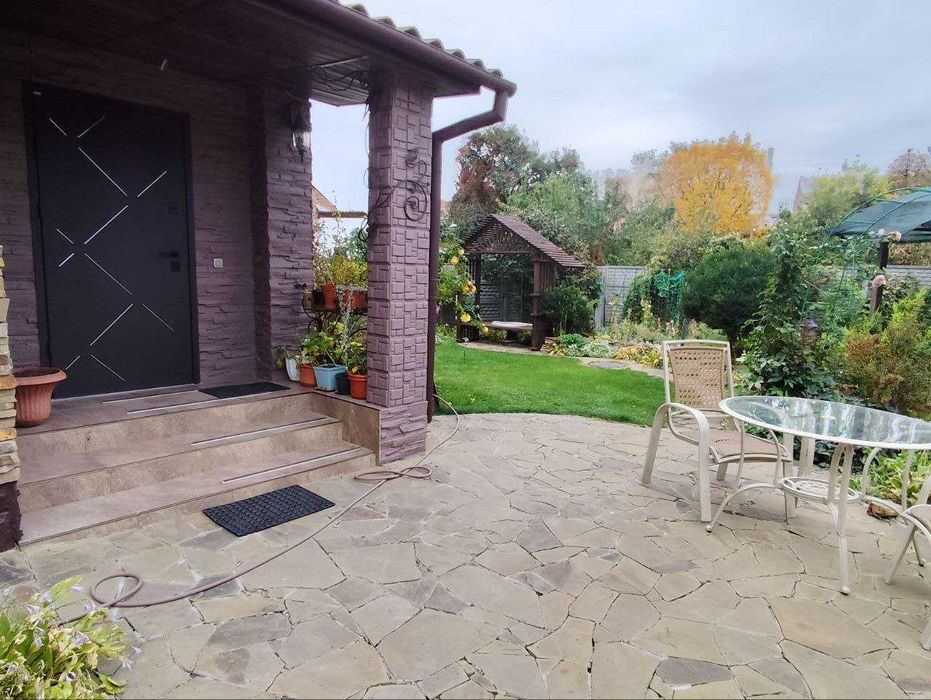 Будинок в центрі м. Полтава. Елітна нерухомість.