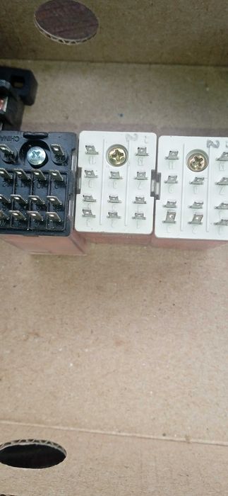 Продам реле Relpol R3N-2013-23-1024-WTLD  24DC 2208.