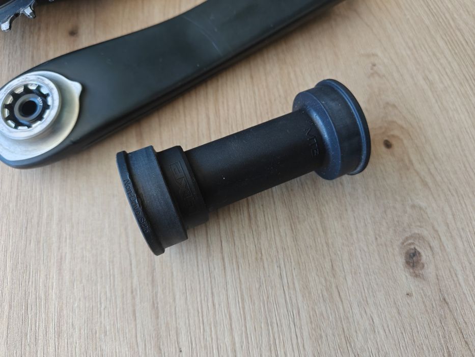 SRAM X1 Carbon GXP - Система (шатуни, каретка) PF92/41