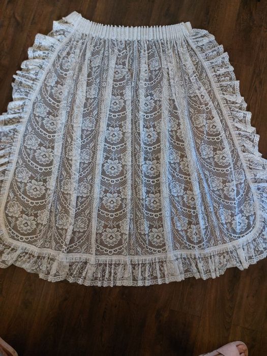 Тюль.           .