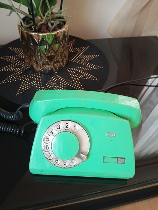 telefon z czasów prl