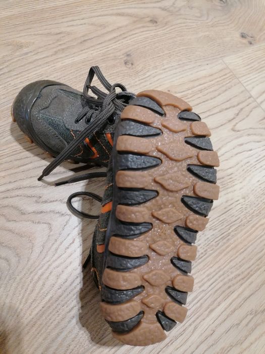 Nowe buty wiosenne/ jesienne dziecięce 24 McArthur