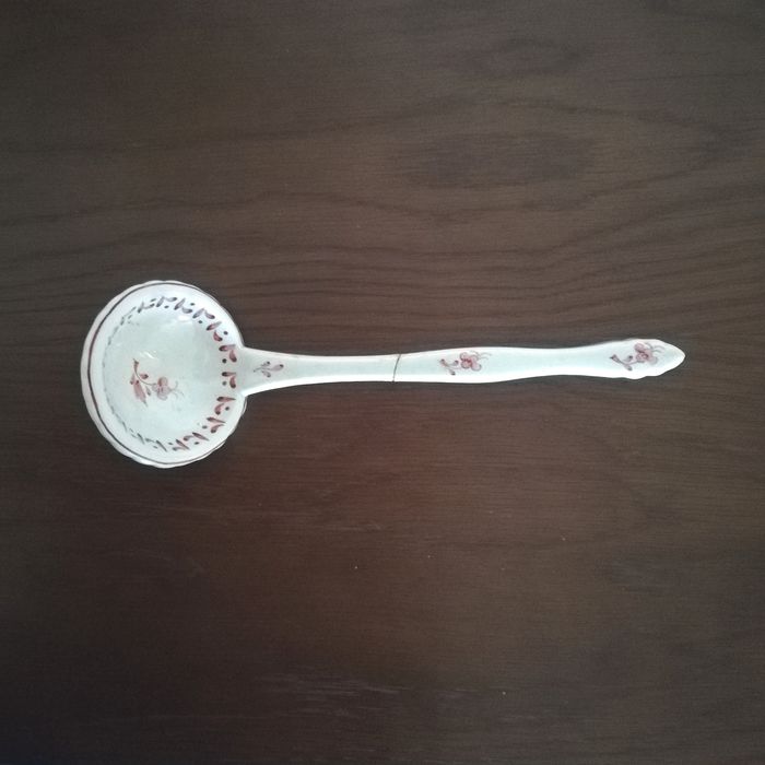 Terrina com travessa vintage, pintada à mão, Carvalhinho