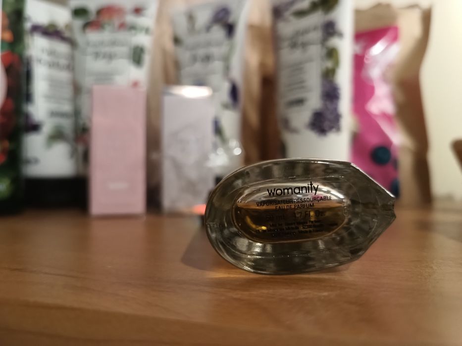 Unikat stara wersja Mugler Womanity