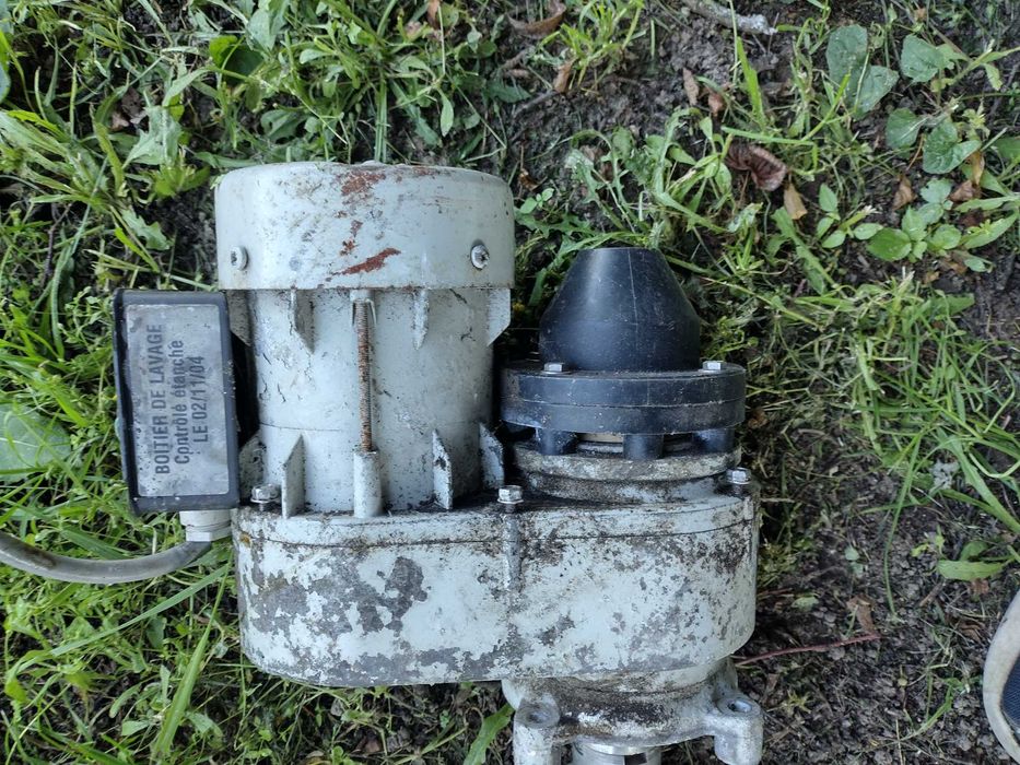 Motoreduktor schładzalnika mleka