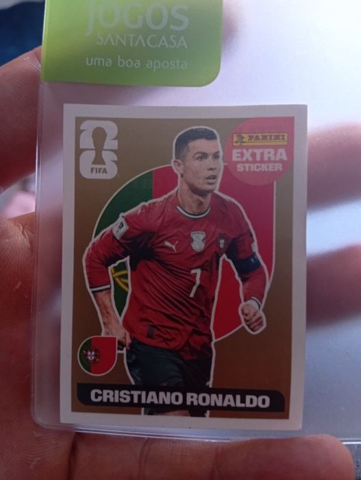 Cristiano dourado extra sticker.