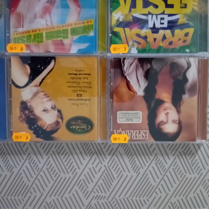 Música em Cd Novelas Brasileiras e para Dançar.